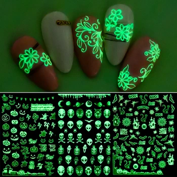 1 Lap 3D Világító Köröm Matricák Halloween Matricák Pillangó Tök Design Világít A Sötétben Csúszka Manikűr Dekoráció