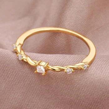 2021Trend Női Gyűrű Minimalista Kis Cirkon Pár Gyűrűk, Arany Színű Rozsdamentes Acél Esküvői Amulett Ékszer Tökéletes Ajándék